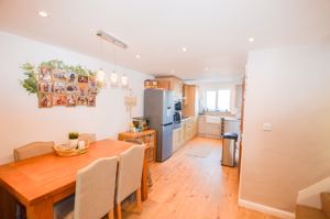 Kitchen/Diner- click for photo gallery